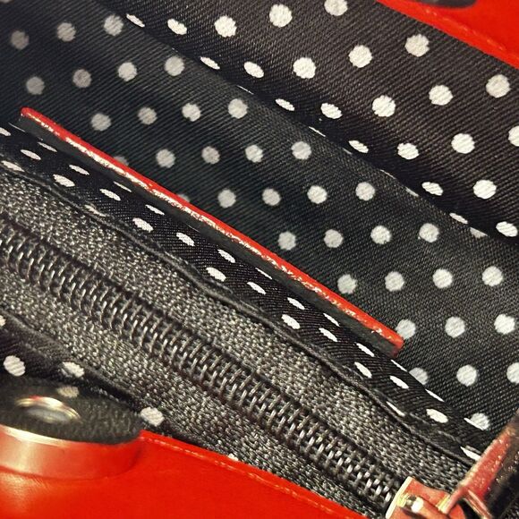 Olivia & Kate Coral Small Baguette Vegan Leather Handbag NWOT - Picture 4 of 9